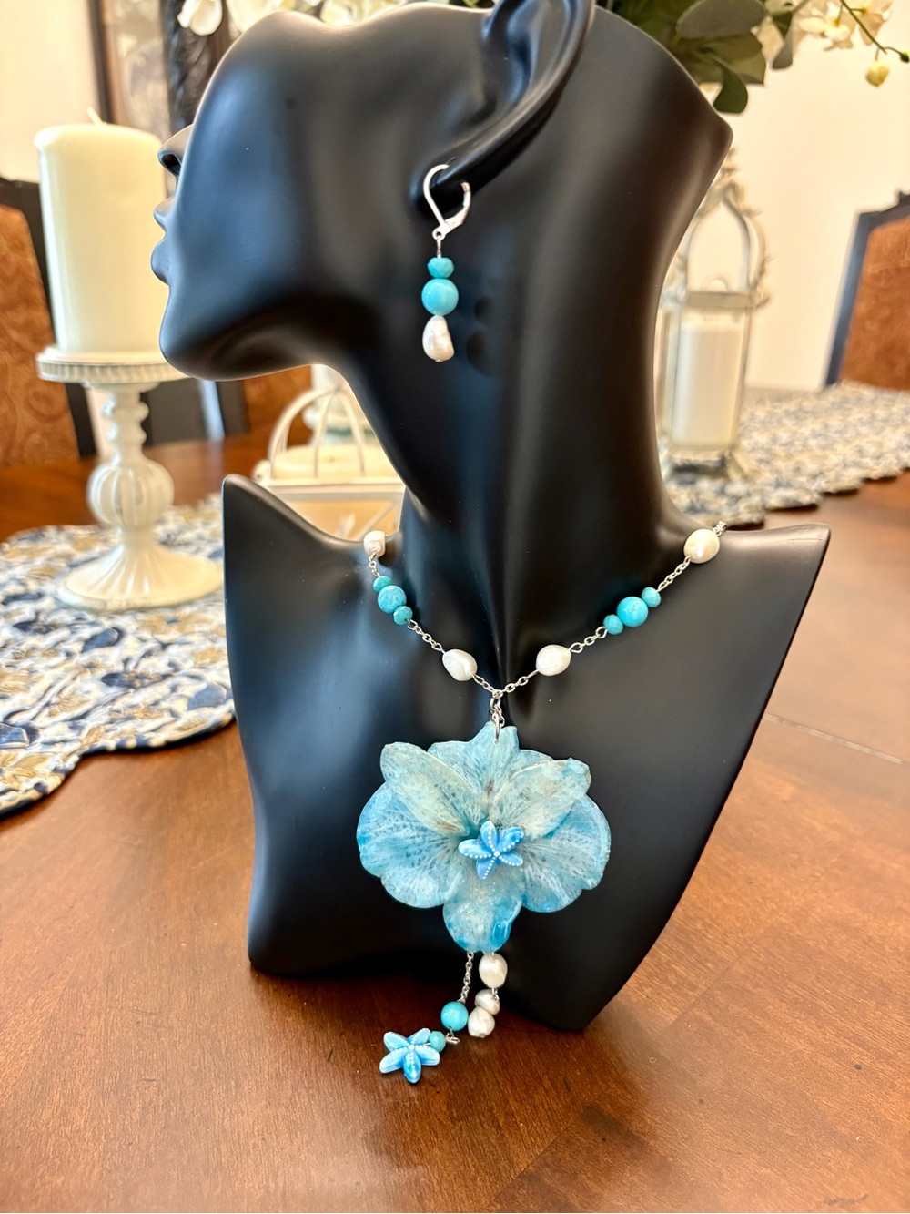 Turquoise orchid Flower Pendant Necklace and Earring Set - Blue